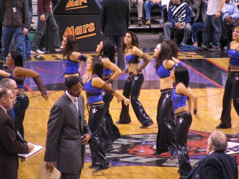 Raptors - 02.04.2005 275.jpg